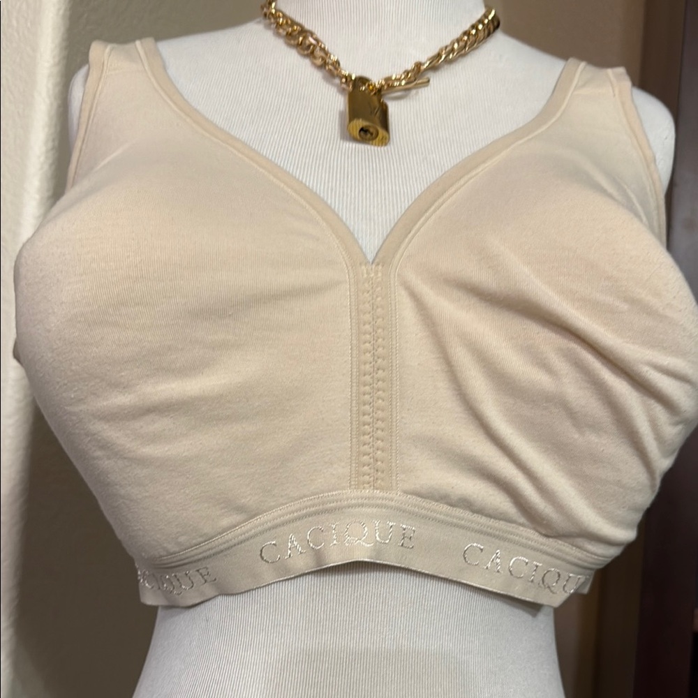 Cacique Cream Bralette No Wire 40DD
